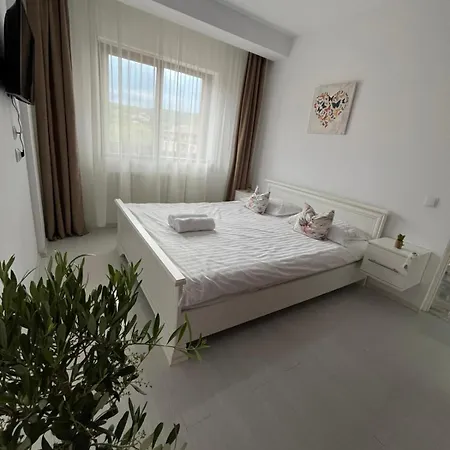 Floresti Διαμέρισμα *